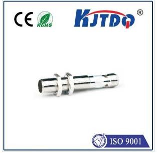 Inductive analog sensor IA6-12GM50-IU-V1